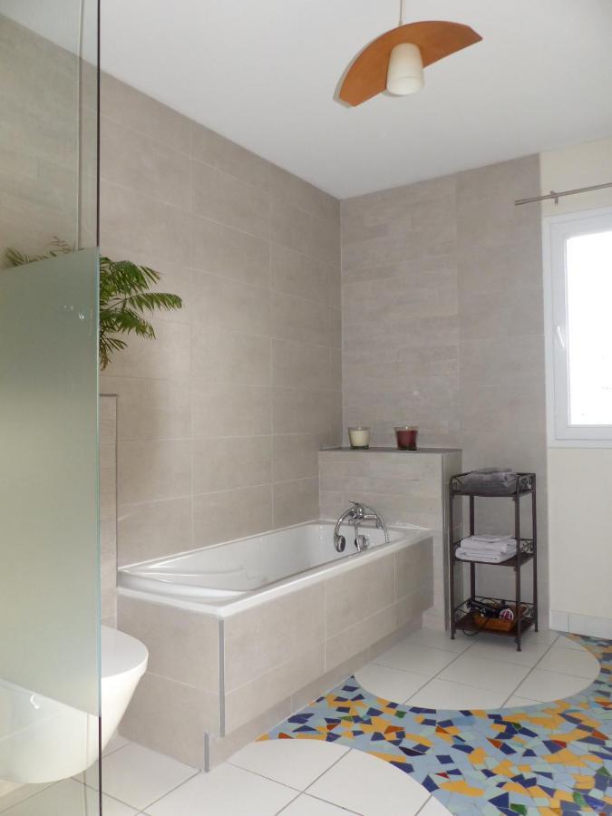 Les Enselmes Bed & Breakfast Montagnieu  Ngoại thất bức ảnh